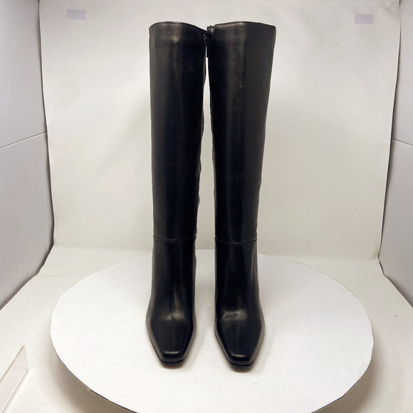 Lana - Picture 1 of 1